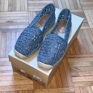 NEW IN BOX Michael Kors Darci Slip On